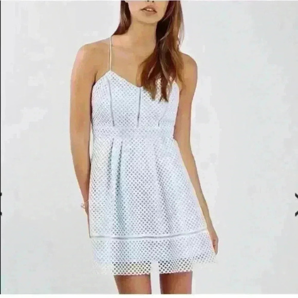 NWOT TOPSHOP Dresse | Lace Overlay Spagetti Strap Flare Hem Size 8 - Picture 1 of 10